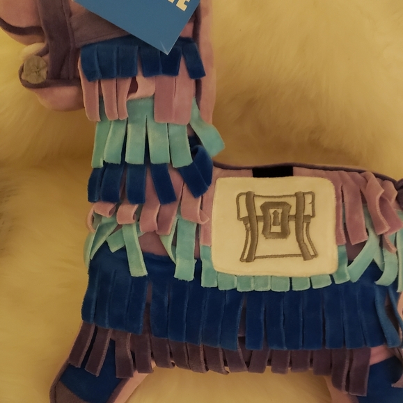 Fortnite llama pillow - Picture 2 of 4